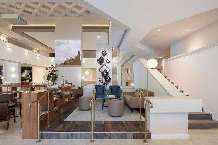 Lobby Entry