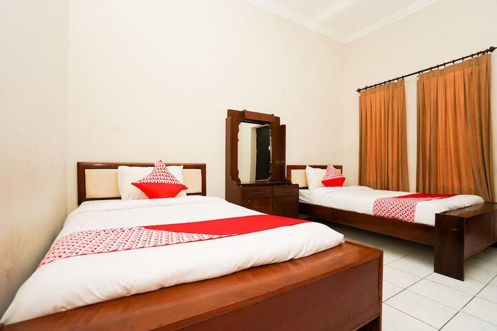 Room 43 of 64