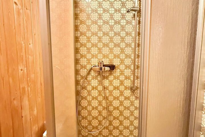 Room 37 of 67
