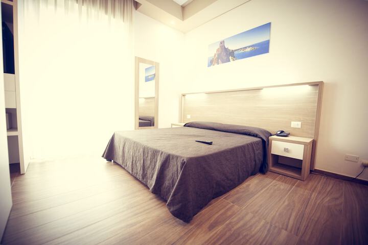 Room 20 of 85