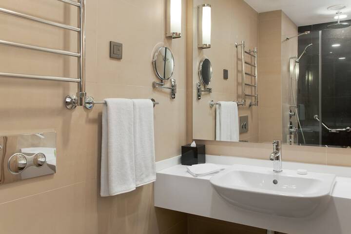 Clean Restrooms