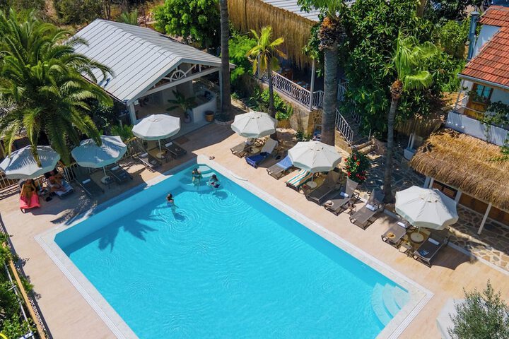 Pool Hotel