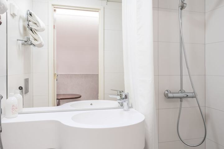 Bath Photo