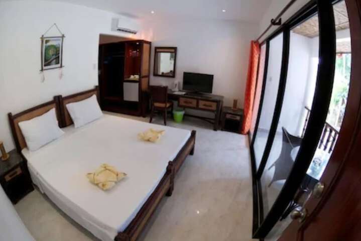 Room 8 of 61