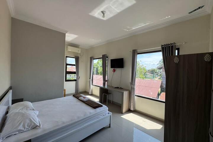 Room 7 of 17