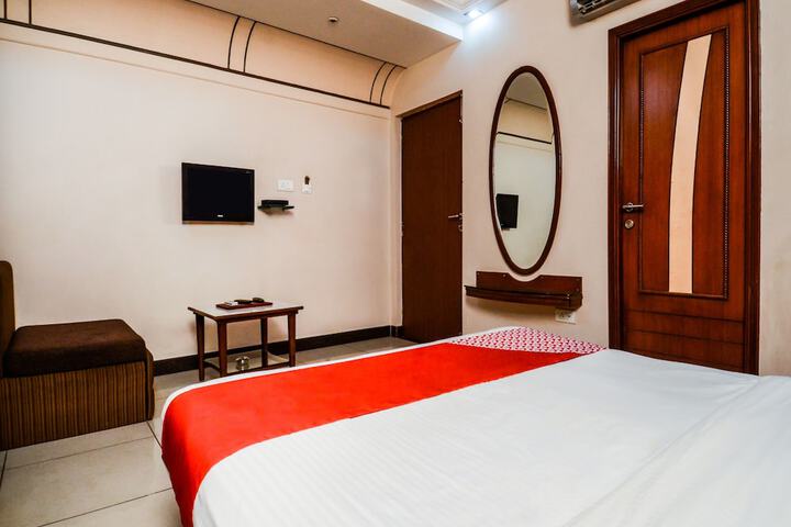 Room 18 of 20