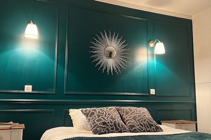Room 4 of 27