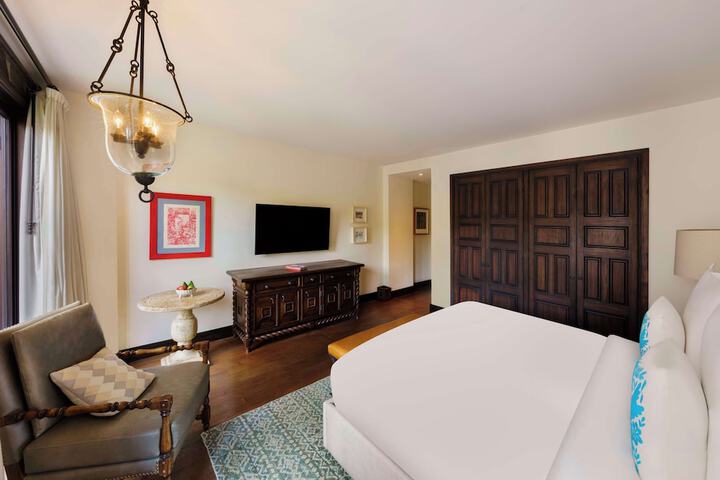 Room 38 of 160