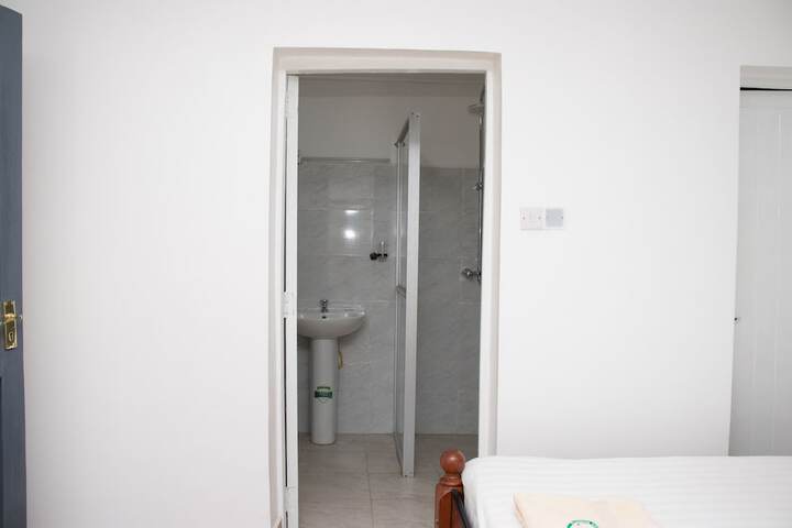 Room 42 of 115