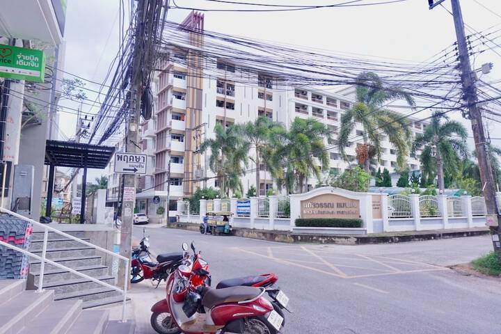 Hotel 163 of 167