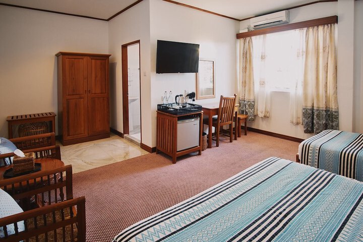 Room 16 of 73