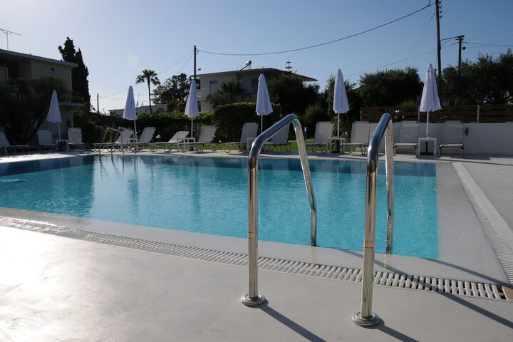 Pool 14 of 29