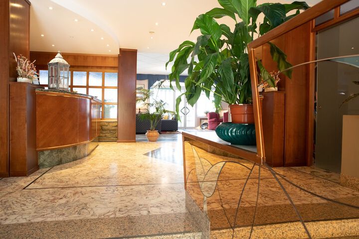 Hotel 67 of 69