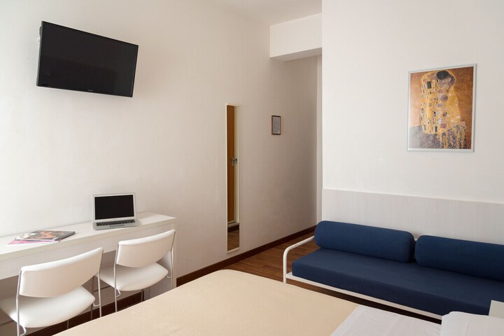 Room 15 of 63