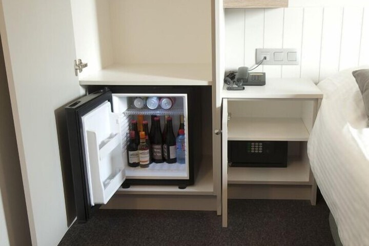 Room 9 of 21