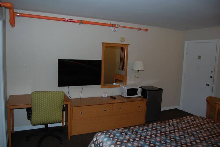 Room 5 of 24