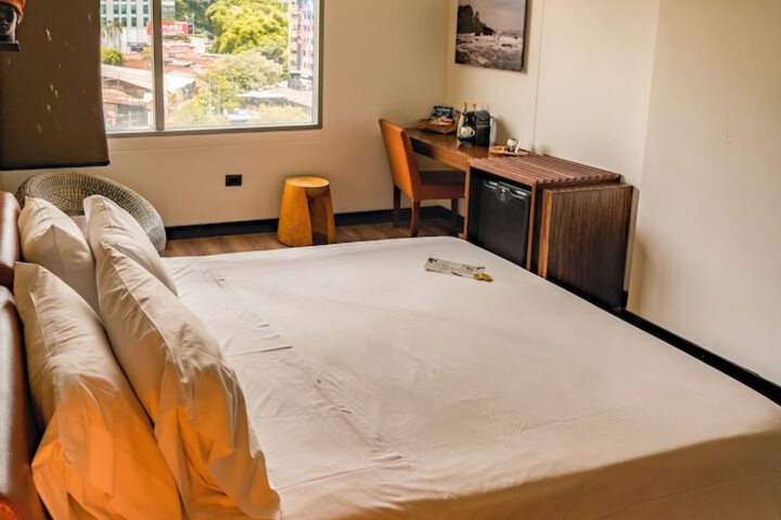 Room 16 of 55