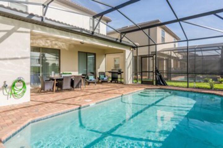 Pool 24 of 56
