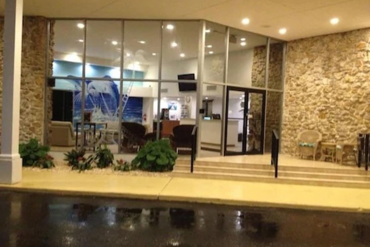 Hotel 50 of 64