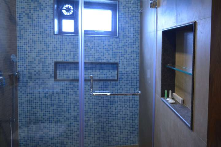 Room 14 of 32