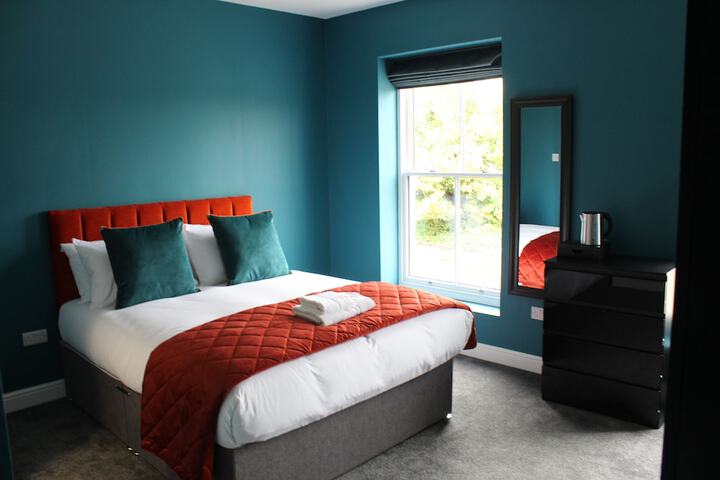 Room 2 of 13