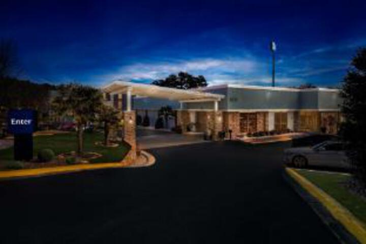 Hotel 2 of 23