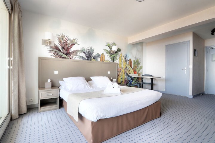 Room 15 of 59