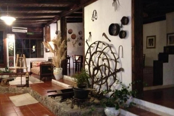 Room 12 of 14