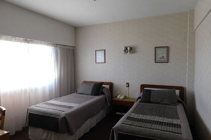 Room 21 of 46