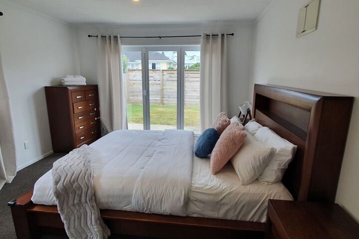 Room 7 of 8