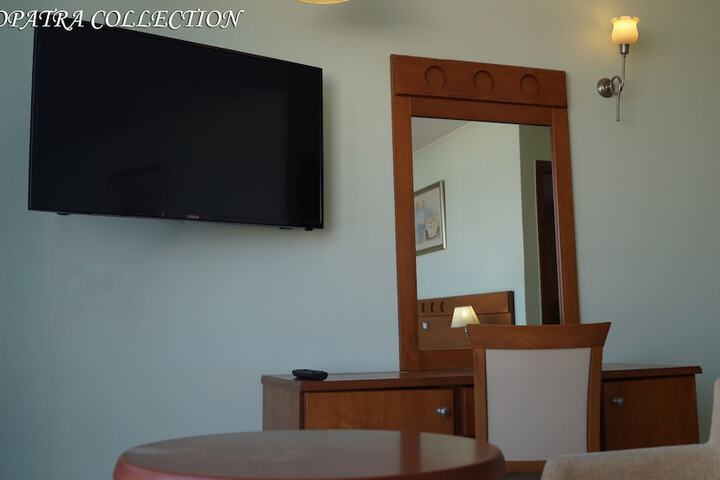 Room 15 of 44
