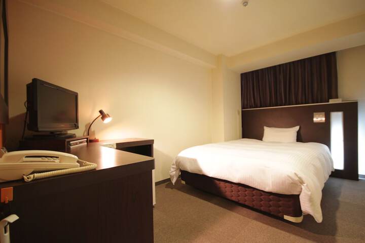 Room 8 of 41