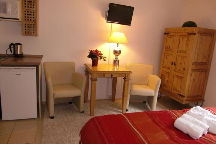 Room 16 of 63