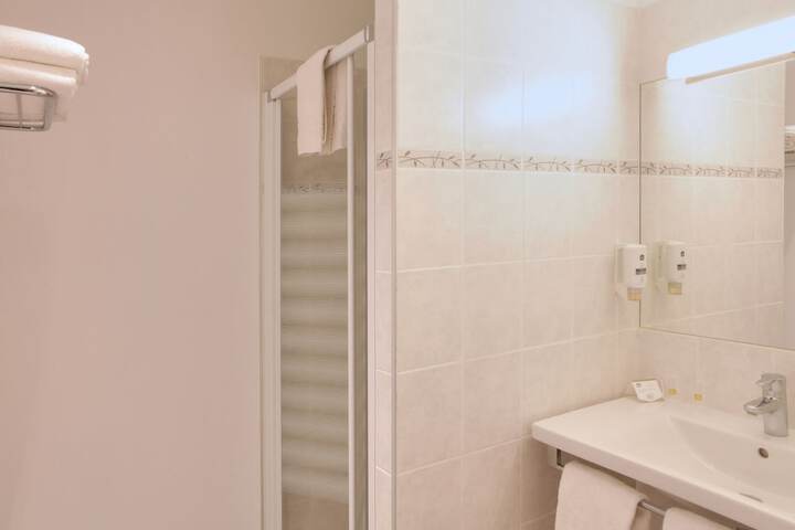 Clean Restrooms