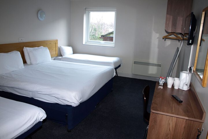 Room 118 of 236