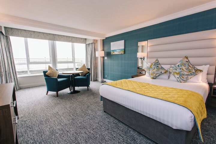 Room 33 of 85