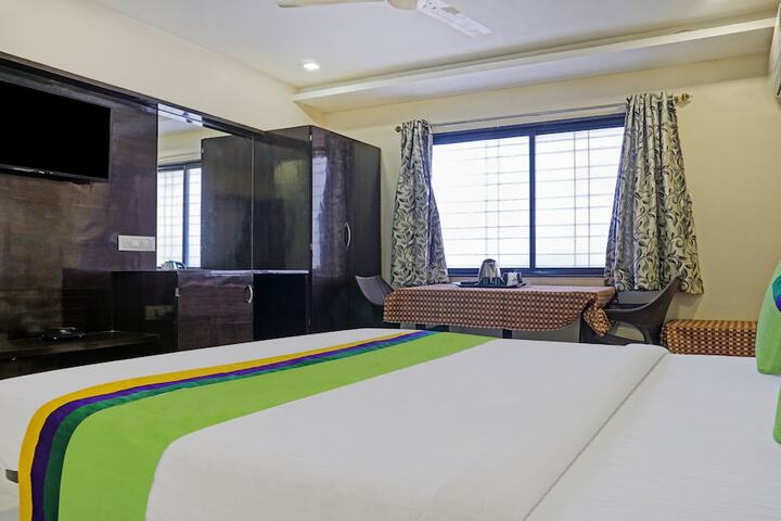 Room 20 of 36