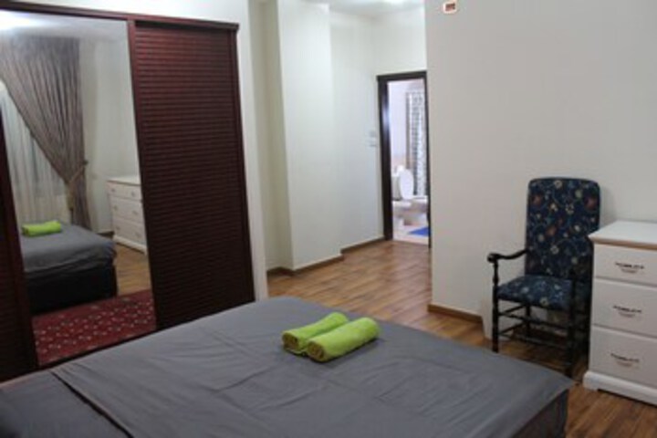 Room 7 of 22