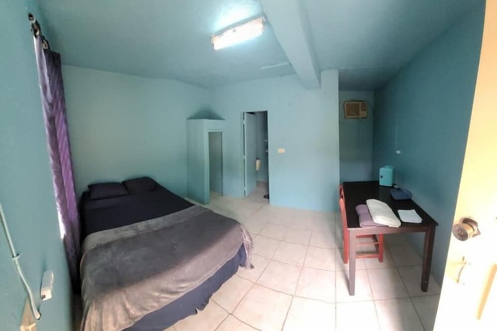Room 4 of 19