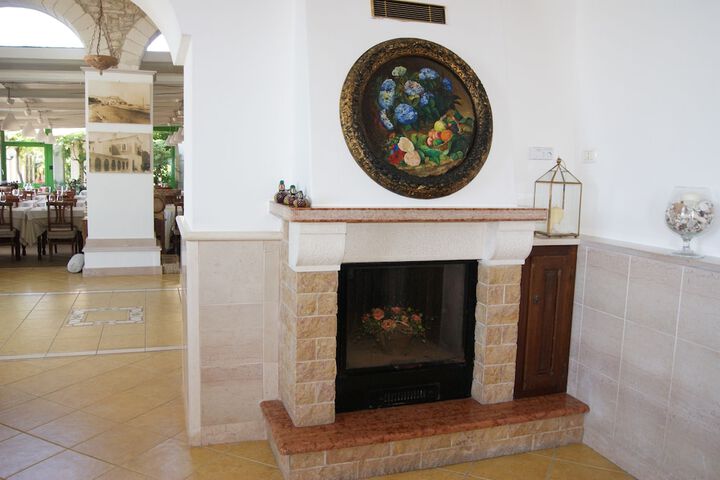 Hotel Interior 72 of 100