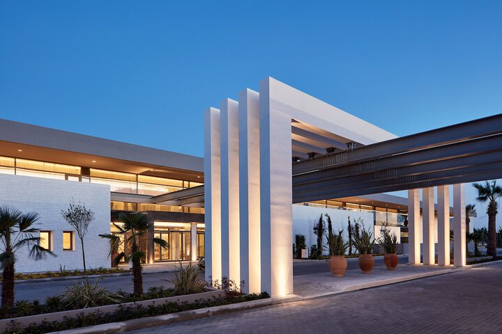 Hotel 204 of 225