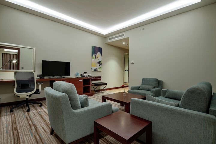 Room 11 of 35