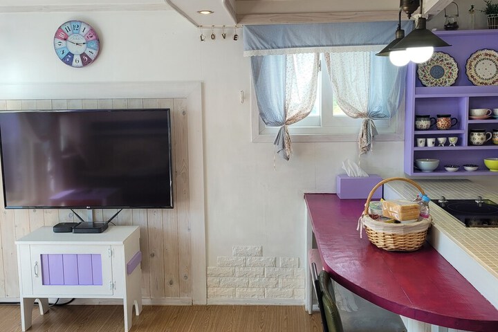 Room 16 of 53
