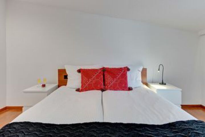Room 33 of 135