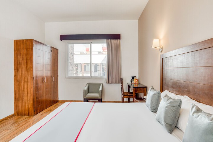 Room 10 of 49