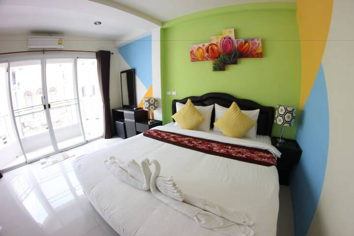 Room 33 of 58