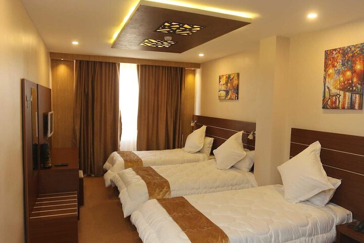 Room 5 of 22