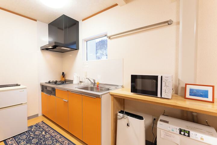 Room 34 of 62