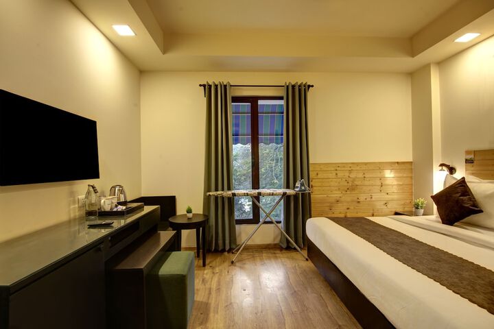 Room 27 of 57