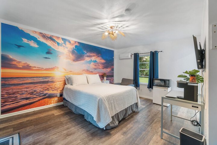 Room 3 of 7
